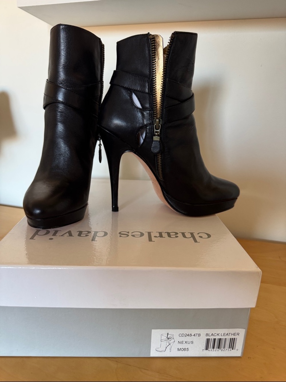 Charles David Black Leather High-Stiletto Ankle Booties with Gold Zip